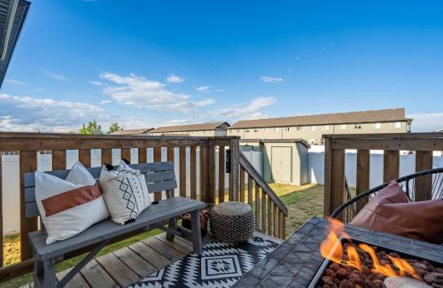 Sylvan Lake Casa | The Saturday I Perfect for Families I Arcade Games