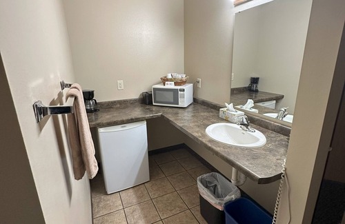 Houston County Hotel | The Sawmill Inn
