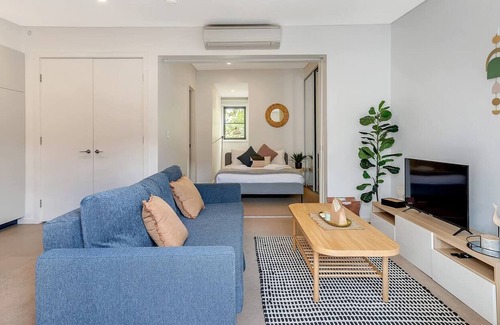 Pyrmont Apartamento | The Scandi Two Adjacent Sun drenched Apartments