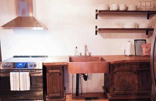 North Powder Apartamento | The Scandinavian East Hall—Near Anthony Lakes!