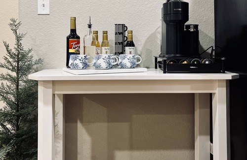 Uniontown Casa | The Scarlet House — brand new, quiet neighborhood, and a home full of character!