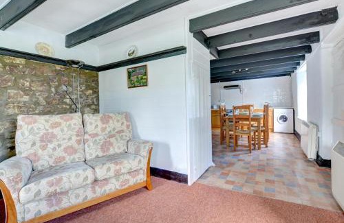 Walwyn's Castle Casa | The School House