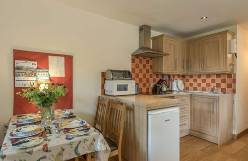 Bishops Castle Apartamento | The School Bakehouse Apartment, EL CASTILLO DEL OBISPO