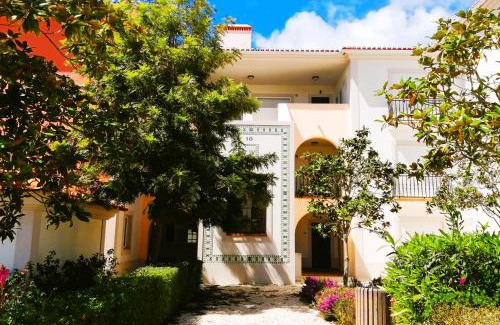 Obidos Apartamento | The Sea Breeze Haven in Praia d'el Rey