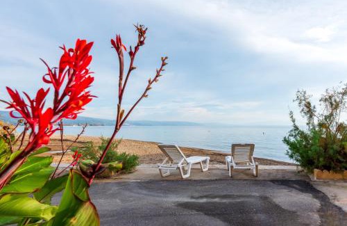 Kato Gatzea Casa | The Sea Front Fisherman’s house
