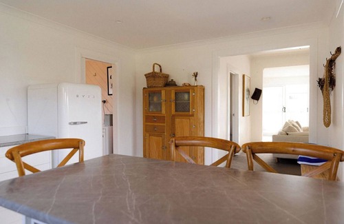 Bicheno Casa | The Sea Keeper Bicheno | cosy seaside cottage