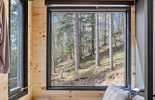 West Hants Cabaña | ☆The SeaCan☆Adults Only Retreat☆HotTub&Sauna☆
