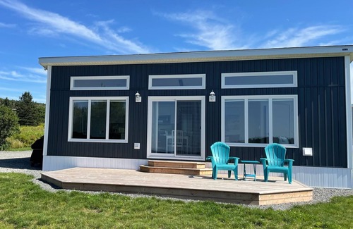 Colindale Cabaña | The Seascape Mini Villa - Executive Class Couples Cottage