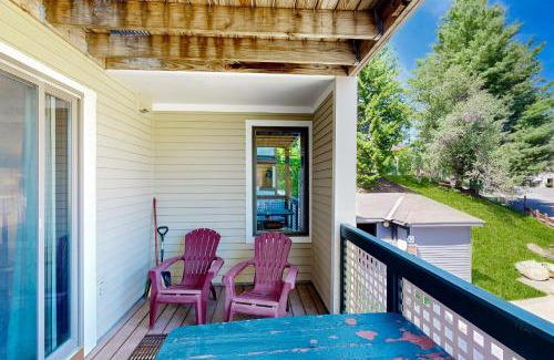 West Dover Apartamento | The Seasons G27