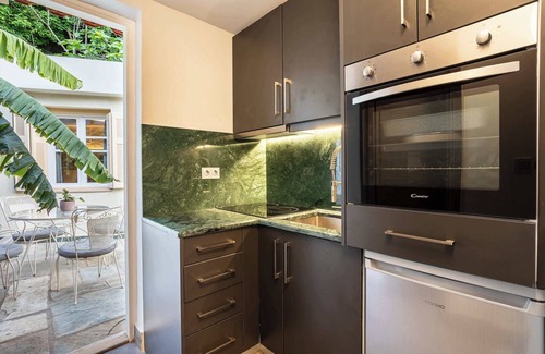 Kalamata Casa | The Secret Garden - Courtyard & Private Pool Villa