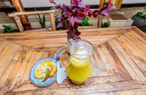 Moshi Cama Y Desayuno | The Secret Garden Hotel Moshi