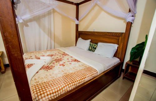 Moshi Cama Y Desayuno | The Secret Garden Hotel Moshi