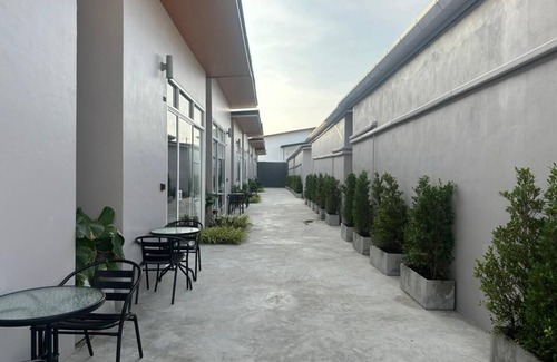 Chalong Villa | The Secret Garden Pool Villa Phuket
