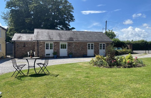 Wrexham Cabaña | The Secret Hideaway, A Serene and Tranquil Escape