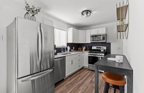 O'Fallon Casa | The Secret Sojourn | JZ Vacation Rentals