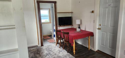 Burdett Apartamento | The Seneca Sunset Suites