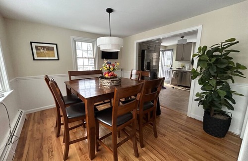 Suffield Apartamento | The Serene Skyway Retreat