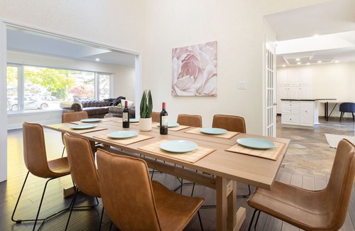 Clarkson-Lorne Park Casa | The Serenity Home Pool/Yoga/Game Room by the Lake