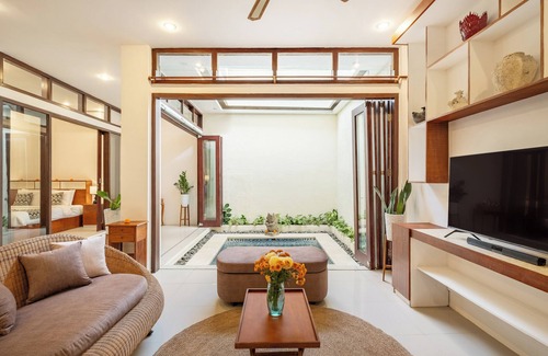 Kerobokan Villa | The Seven Residence