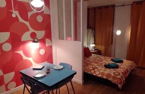 Sainte-Anne - Faubourg Noyon Apartamento | The Seventies Appart rétro (proche gare et centre ville)