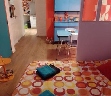 Sainte-Anne - Faubourg Noyon Apartamento | The Seventies Appart rétro (proche gare et centre ville)