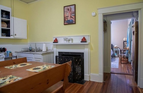 Chapel Hill Apartamento | The Shabby Chic Studio - Cute 1-Bedroom Close to UNC!
