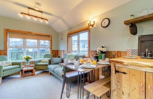 Irstead Casa | The Shack