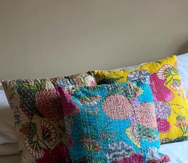 Rugeley Apartamento | The Shambles by Spires Accommodation A Boho styled place to stay just 3 miles from Birches Valley visitors Centre Cannock Chase