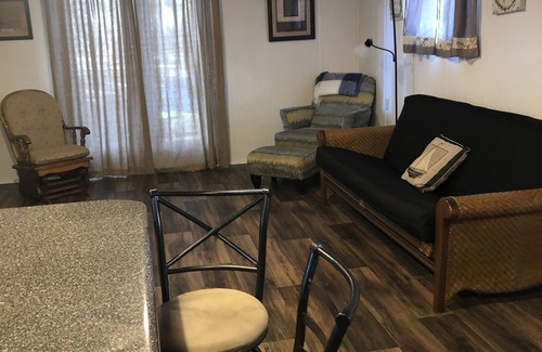Theodore Casa | El cobertizo en la isla de MonLouis cerca de las playas de la isla Dauphin