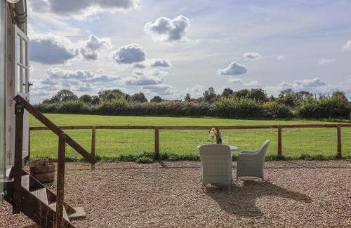 Nettleton Casa | The Shepherds Hut