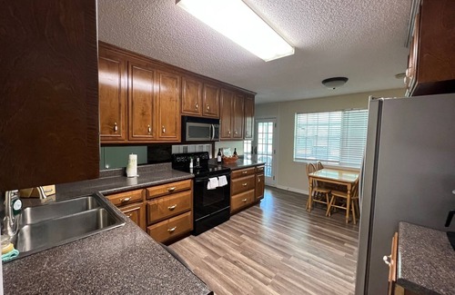 Albany Casa | The Shiloh Place