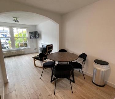 Gatehouse-of-Fleet Apartamento | The Ship Inn's Cabin