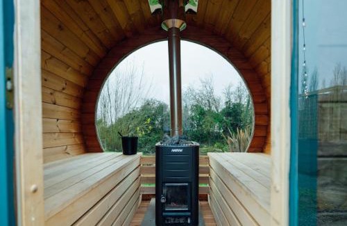 Ombersley Cabina | The Shire Pod