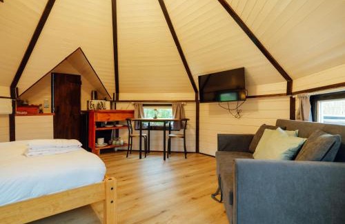 Ombersley Cabina | The Shire Pod