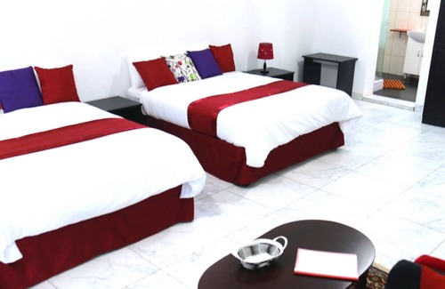 Kajansi Hotel | The Shoebill Nest