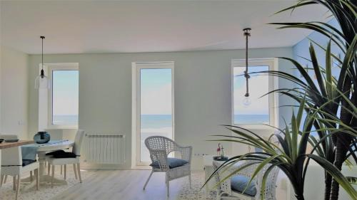 Espinho Casa | The Shore @ BaíaBeach - Waterfront