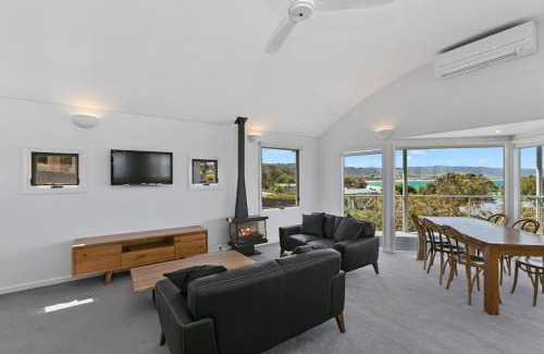 Marengo Casa | THE SHOREHOUSE - Ocean Views - 50m from Beach