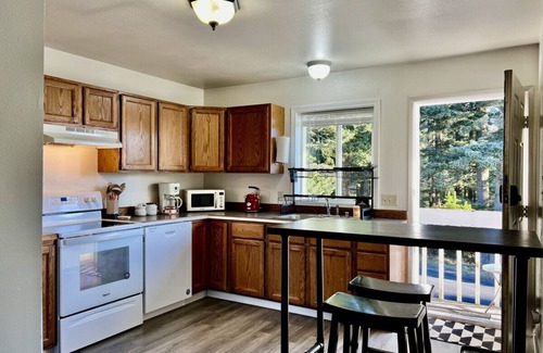 Kodiak Apartamento | The Surfside -Ocean Views & Northern Lights