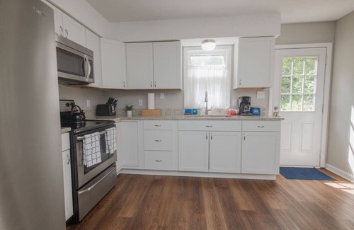 Martinsburg Casa | The Short Shack- 3 bedroom house