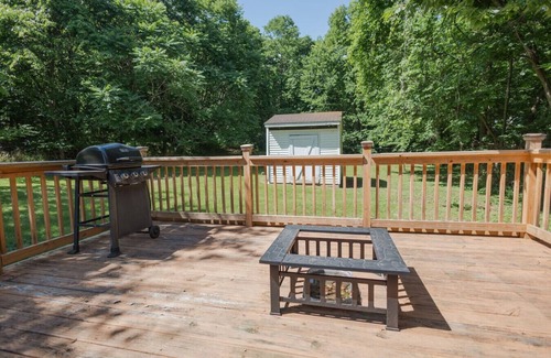 Martinsburg Casa | The Short Shack- 3 bedroom house