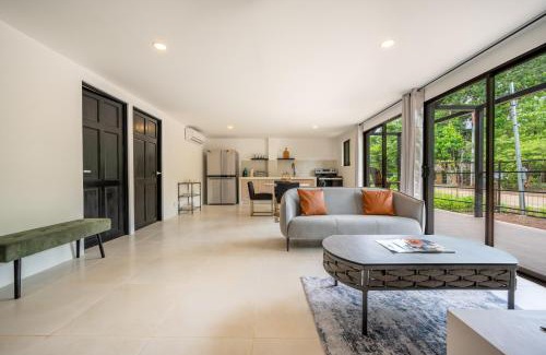 Rio Seco Casa | The Shovel