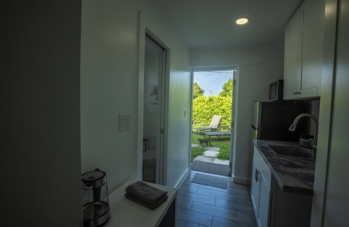 Liberty City Casa | "The Side Villa" In the Heart of Miami