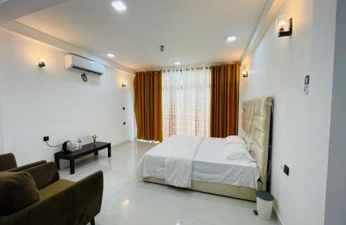 Matara Casa | The Silent Gate