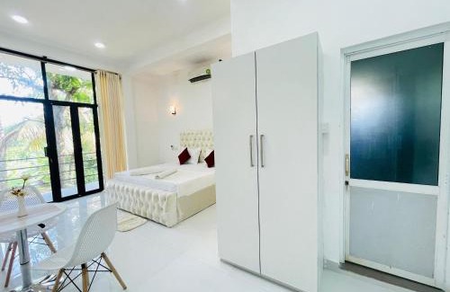 Matara Casa | The Silent Gate