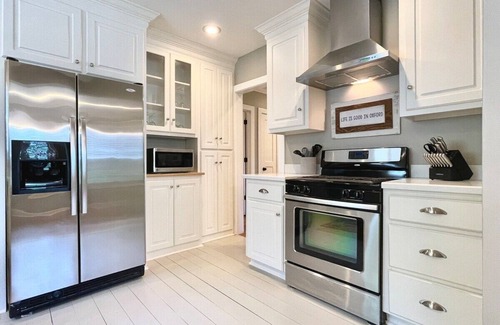 Oxford Casa | The Sivley 2BR Classic Home by Velvet Ditch Villas