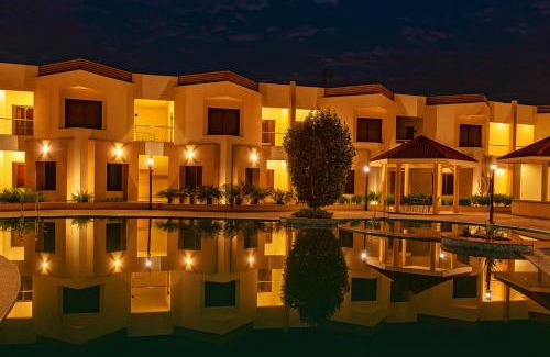 Baradia Complejo | The Sky Imperial Bapu's Resort, Dwarka