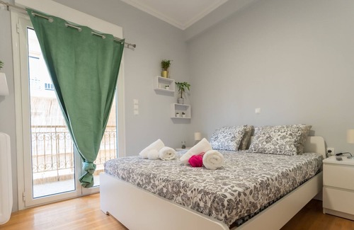 Neos Kosmos Apartamento | The small bolivar