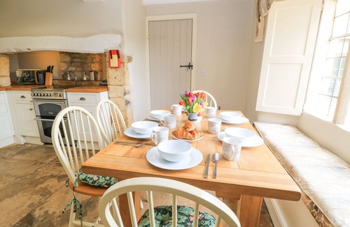 Broadwell Cabaña | THE SMITHY, admite mascotas, con un jardín en Broadwell, Ref 988779