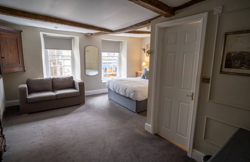 Kirkby Lonsdale Hotel | The Snooty Fox