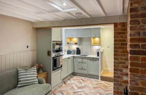 Stratford Saint Mary Casa | The Snug Cottage